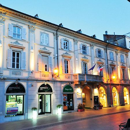Hh Hermoso Housing Valenza Dış mekan fotoğraf